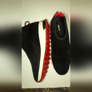 DKNY women's stretch slipons sneakers